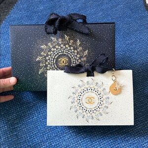 Chanel beauty gift box 2pc + charm